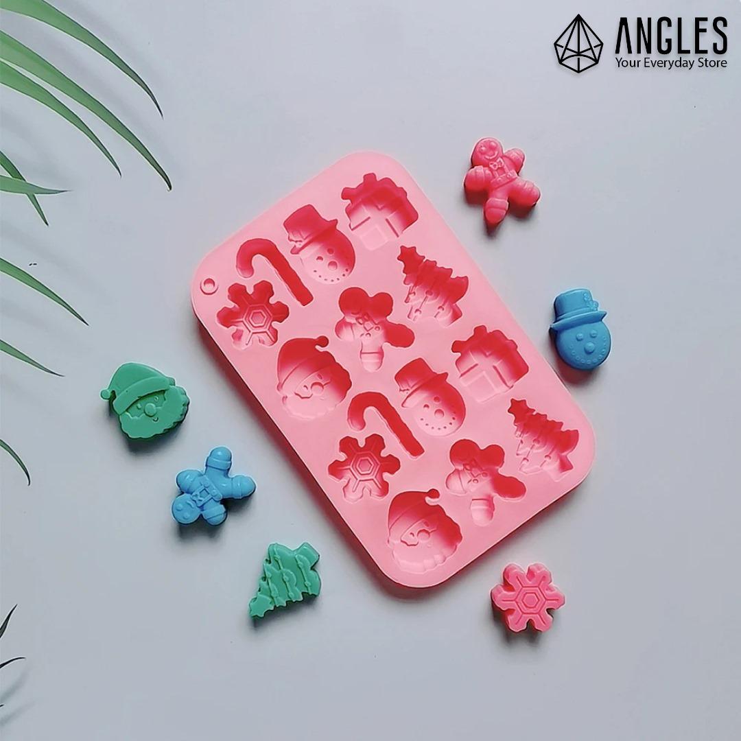 Christmas-Themed Silicone Cake Mold